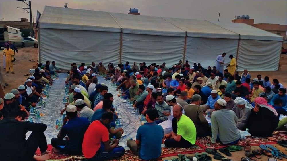 دعوي المزاحمية يفطر 1000 صائم ويسير 1250 معتمرا