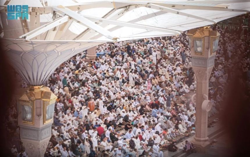 5 ملايين مصلٍ في المسجد النبوي خلال الأسبوع الأول من رمضان