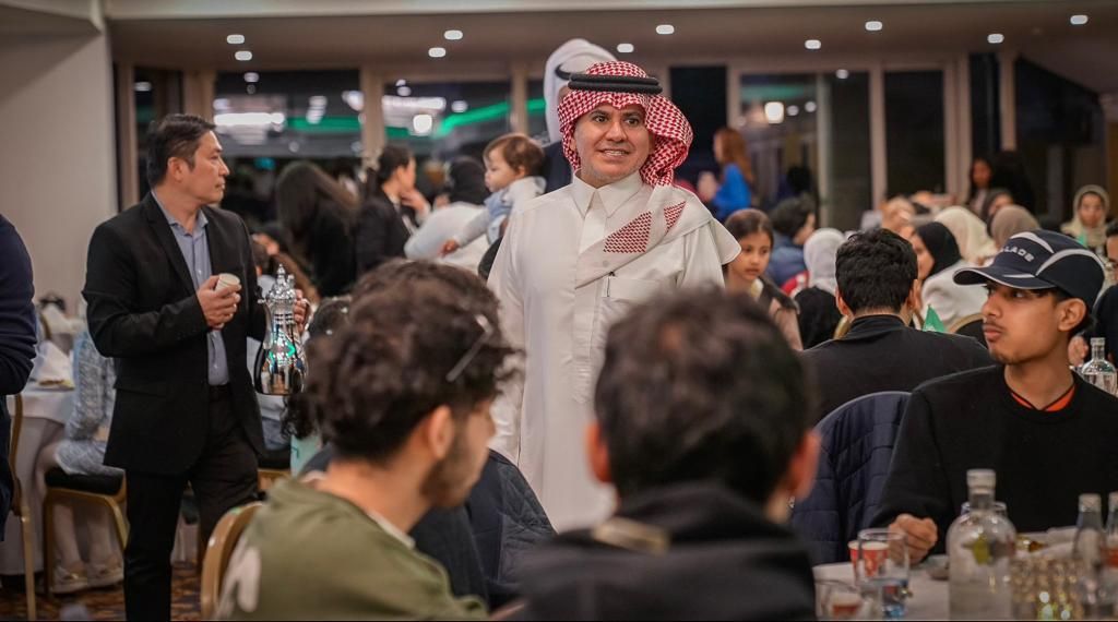 السعودية | سفارة المملكة في إيرلندا تقيم مأدبة إفطار للمواطنين السعوديين