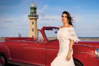 بفستان ابيض مميز..درة التونسية تخطف القلوب بأنوثتها و جمالها