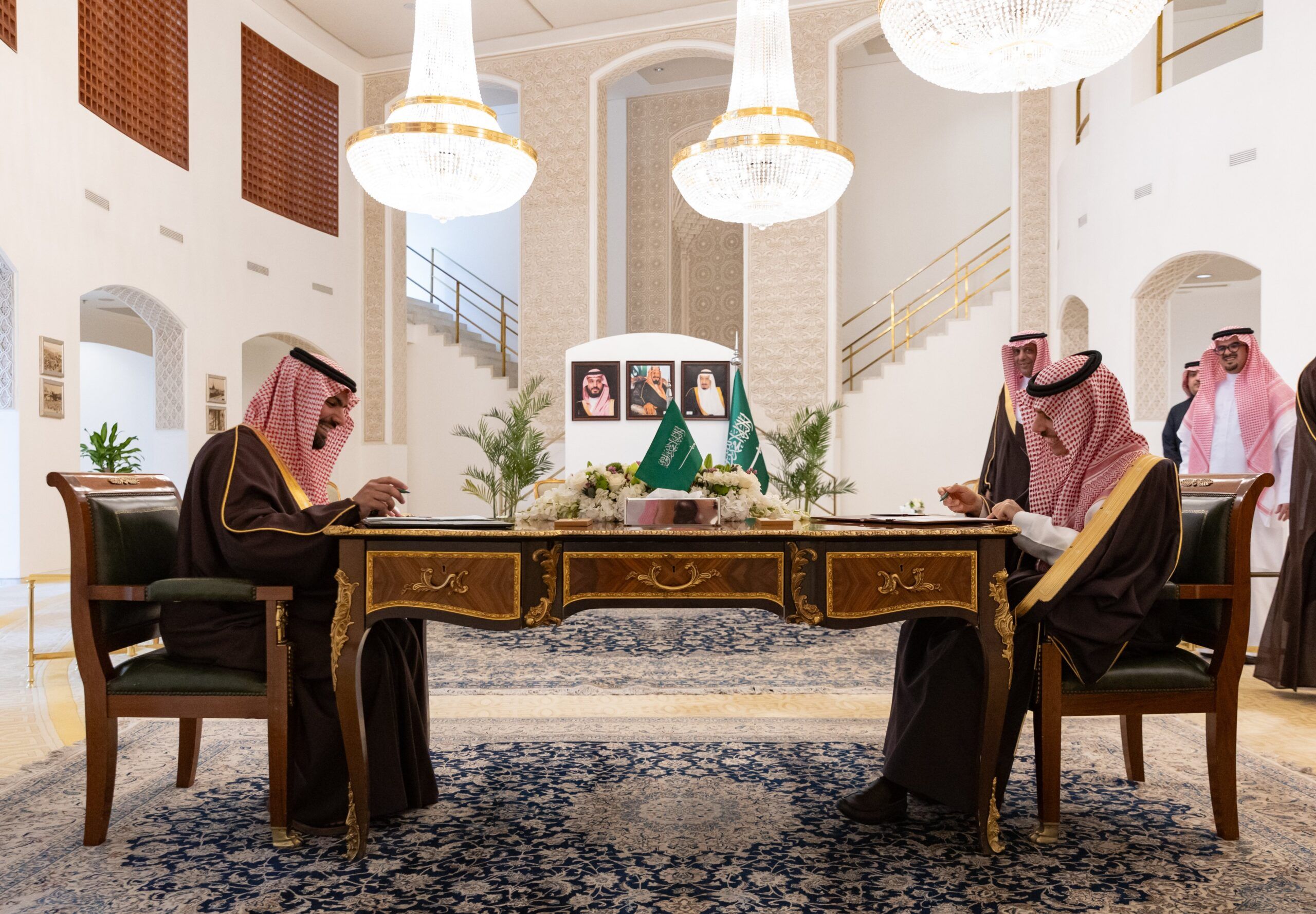 السعودية | وزير الخارجية ووزير الثقافة يوقعان مذكرة تفاهم بين وزارتَي الخارجية والثقافة