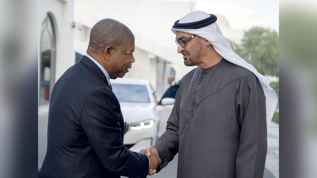 محمد بن زايد ورئيس أنغولا يبحثان علاقات التعاون بين البلدين
