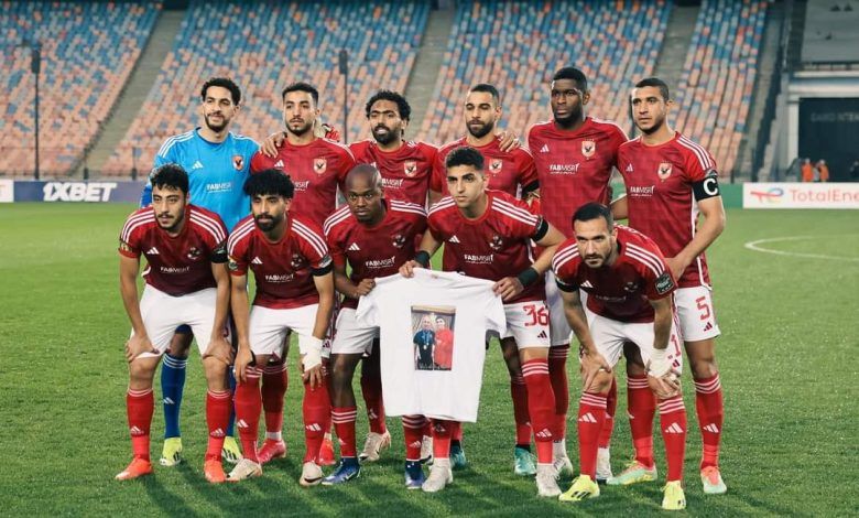الاهلي يؤمن نجمه بعقد جديد