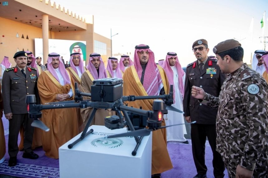 وزير الداخلية يدشّن مقر القوة الخاصة للأمن البيئي في حائل