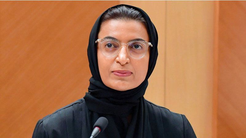 الامارات | ماكرون يمنح نورة الكعبي وسام جوقة الشرف برتبة فارس