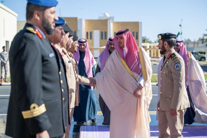 تبوك.. وزير الداخلية يدشن مراكز الاستجابة والأنظمة التقنية لحرس الحدود
