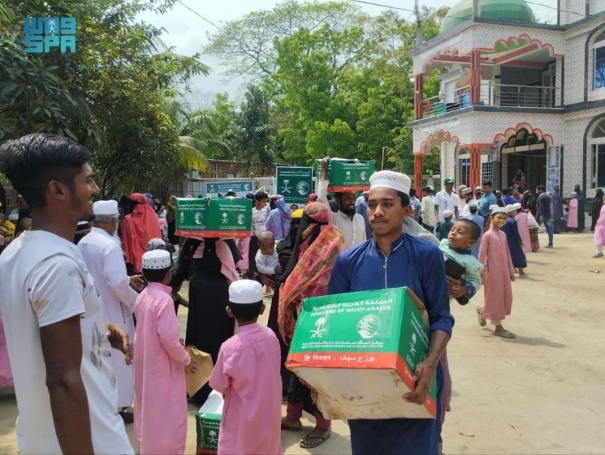 في 7 دول.. مركز الملك سلمان يواصل تقديم مساعداته خلال رمضان
