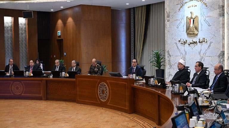 خطة حكومية مرتقبة لتعزيز المخزون الاستراتيجي من السلع وخفض أسعارها بالأسواق