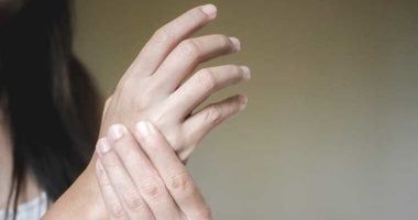 5 أطعمة تسبب الالتهابات عليك تجنبها.. منها السكريات