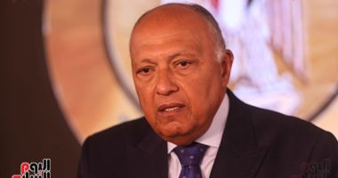 شكرى يتلقى اتصالاً من وزير الخارجية البريطانى لبحث إنهاء الحرب فى غزة