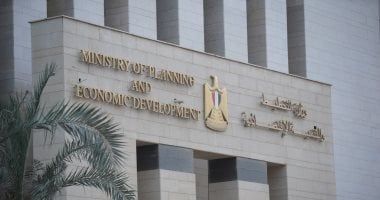 التخطيط تستعرض مستهدفات خطة العام المالى الحالى 23 /2024 فى مجال التنمية المحلية