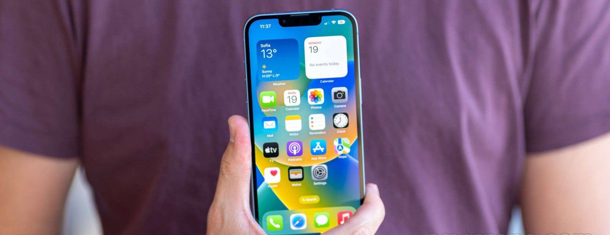 تكنولوجيا: شركة BOE تستعد لإنتاج كافة وحدات OLED المخصصة لهاتف iPhone SE 4