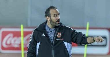 طبيب الأهلى: برنامج غذائى لتفادى الرطوبة والإجهاد والصيام قبل لقاء سيمبا