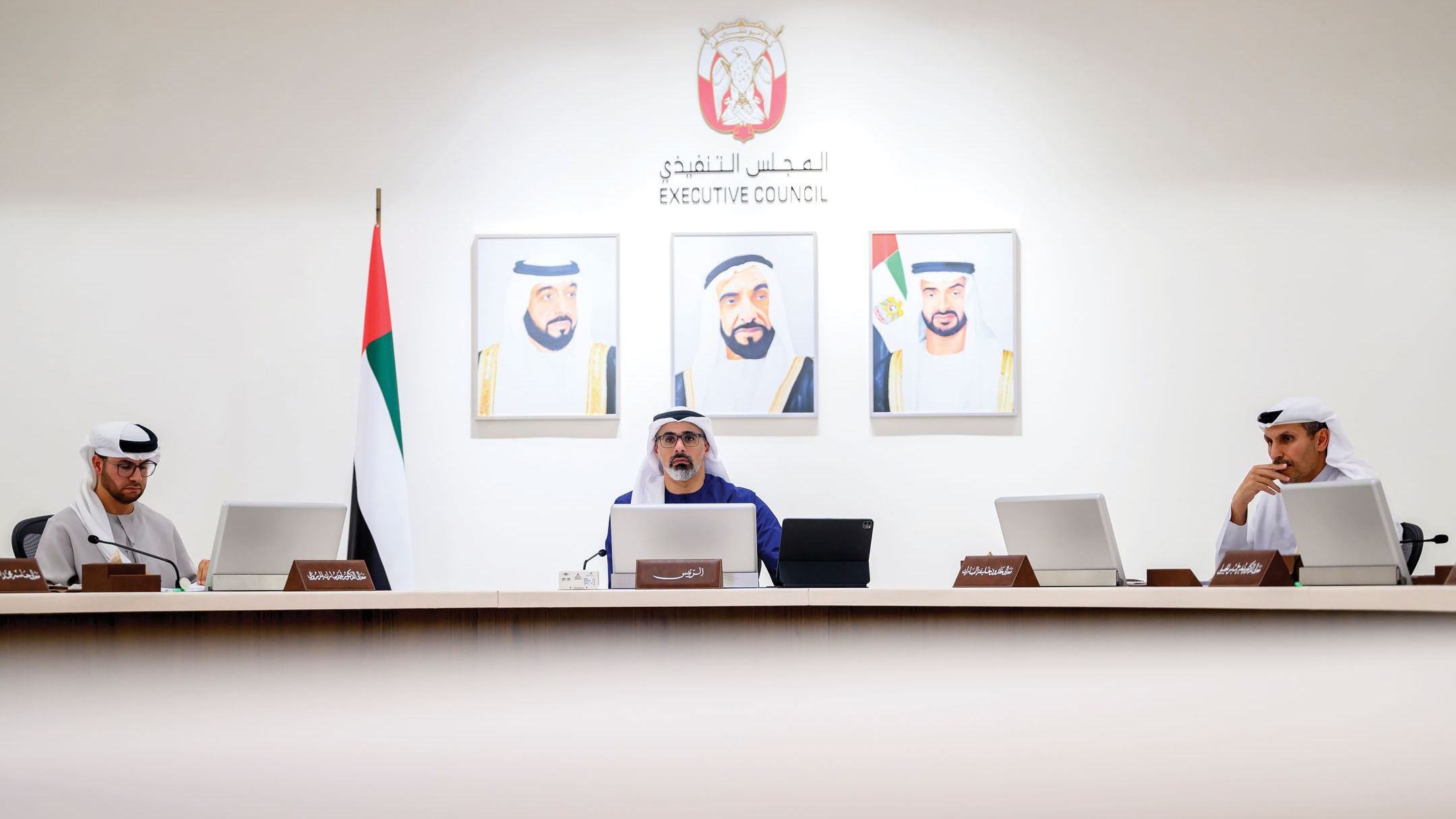 الامارات | خالد بن محمد بن زايد يعتمد استراتيجية قطاع السياحة في أبوظبي