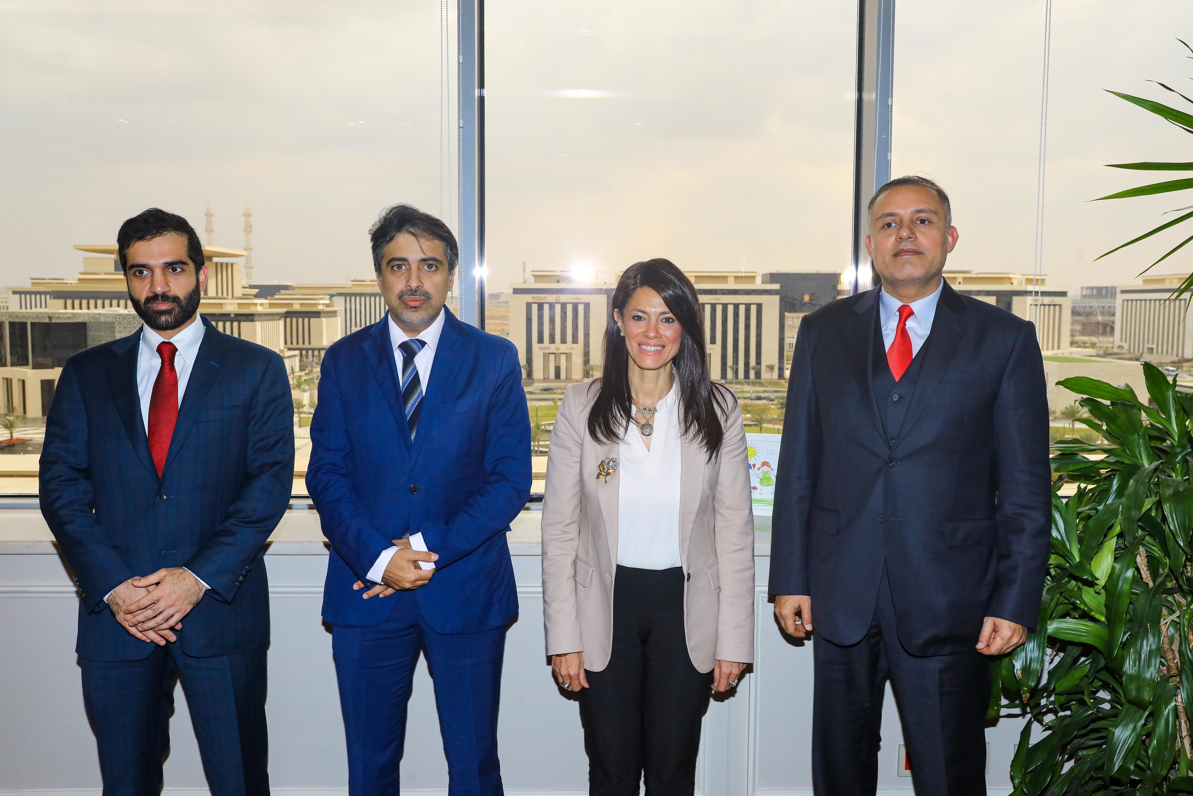 رانيا المشاط تجتمع مع السفير القطرى ورئيس مؤسسة "صلتك" لبحث جهود تمكين الشباب