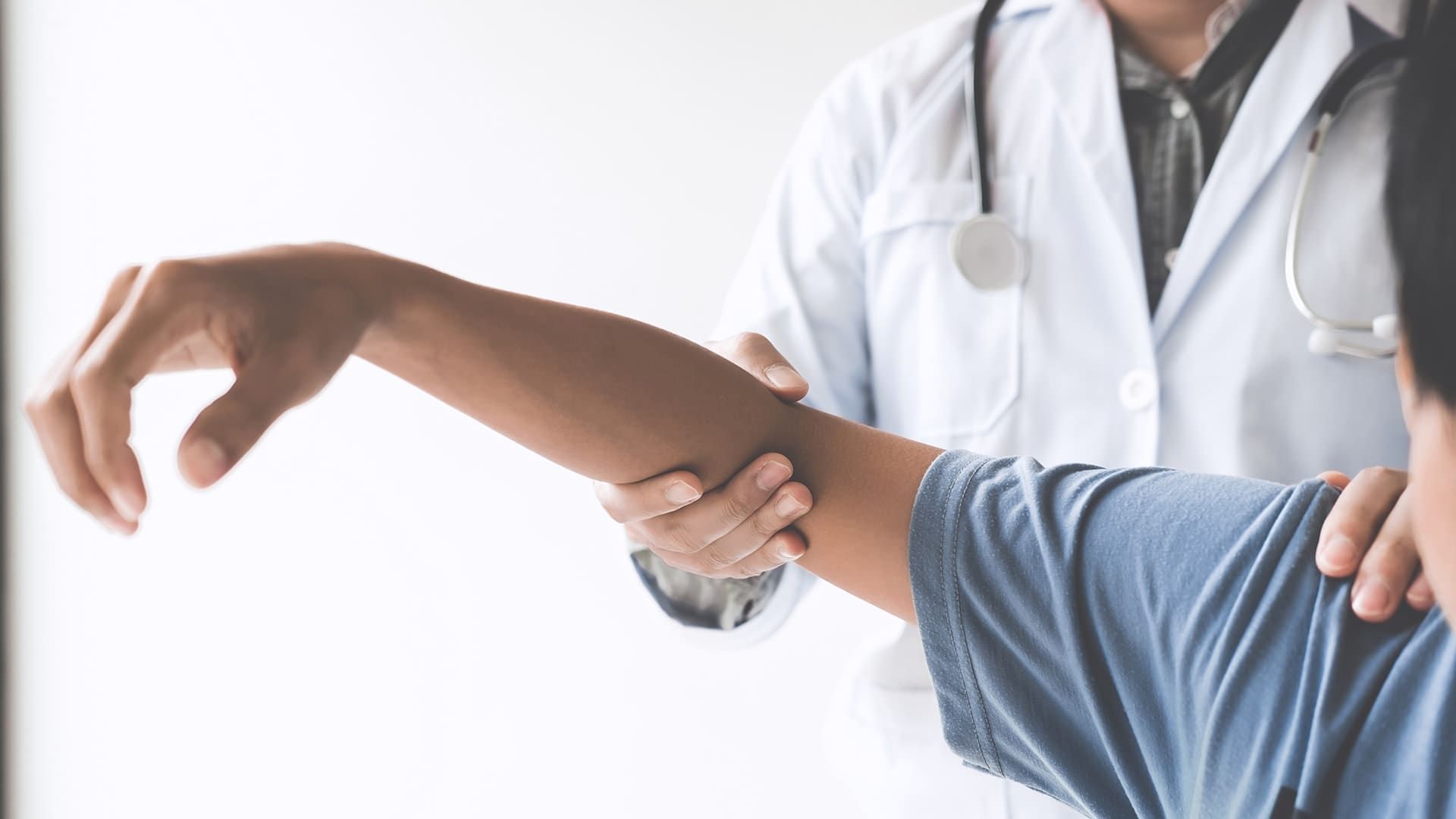 الامارات | منها النشاطات البدنية.. تعرف إلى أبرز وسائل منع تطور الضمور العضلي