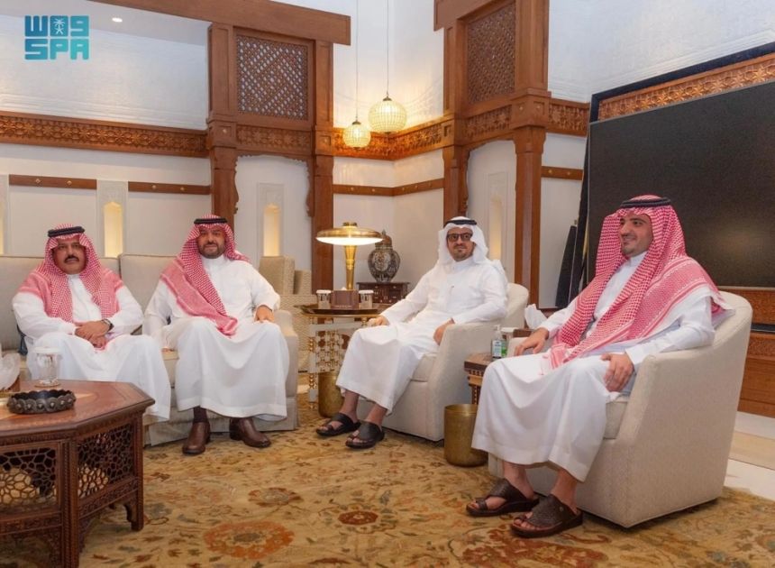 ولي العهد يستقبل أصحاب السمو أمراء المناطق في جدة