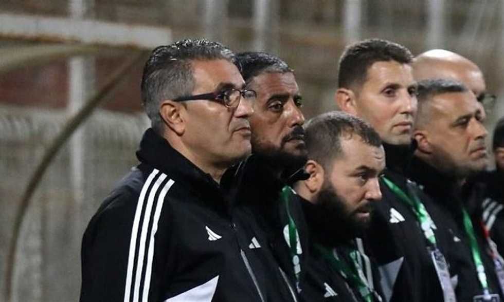 الامارات | مدرب الجزائر للشباب يكشف سبب صفعه للاعبيه