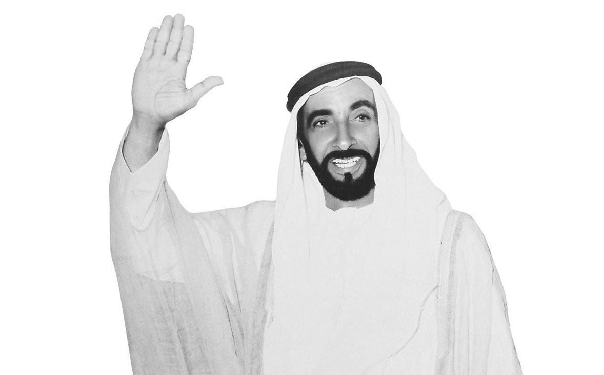 الامارات | أحمد بن محمد: الإمارات تجدد العهد بمواصلة السير على نهج زايد في نشر الخير والعطاء