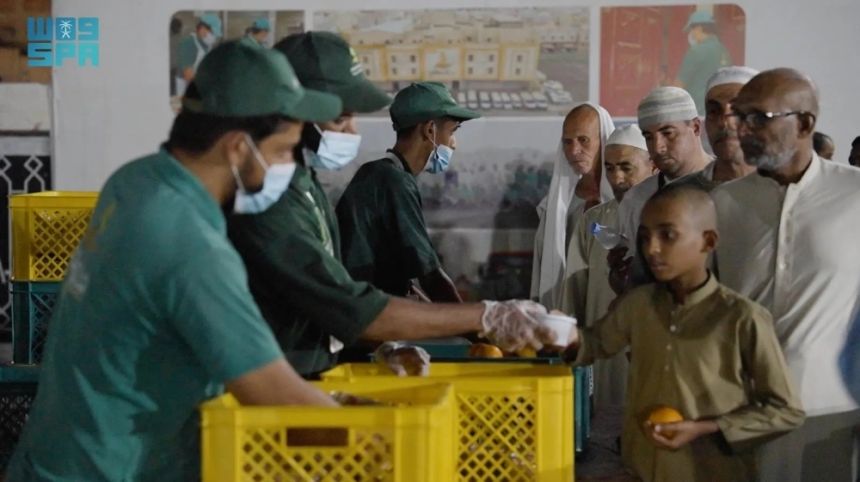 "إكرام" تخدم أكثر من 1.6 مليون شخص في النصف الأول من رمضان