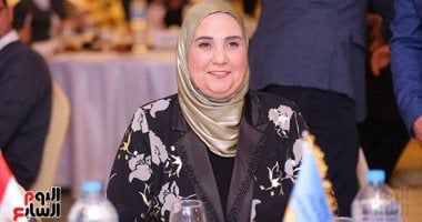 وزيرة التضامن: 60% من مرضى الإدمان المتقدمين للعلاج يعيشون لسنوات مع أسرهم