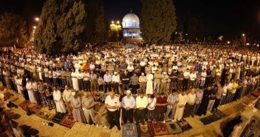 120 ألفًا يؤدون صلاتى العشاء والتراويح فى رحاب المسجد الأقصى