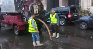 محافظ الجيزة يشدد على متابعة تطهير خطوط صرف مياه الأمطار بالشوارع