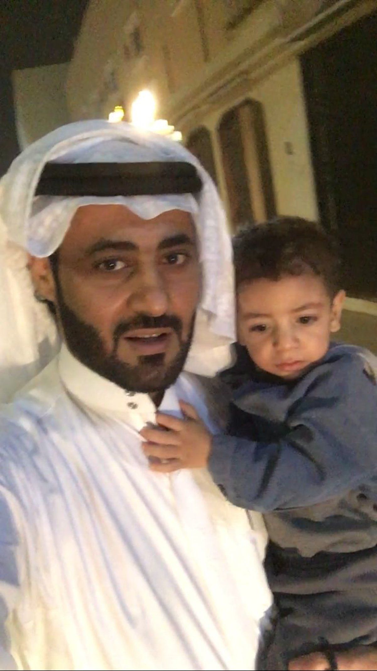 استخدم مركبته درعاً.. موقف بطولي لمواطن ينقذ حياة طفل "فيديو من الخرج"
