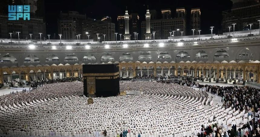 مشاهد رائعة.. ضيوف الرحمن ينعمون بالأمن والأمان وسط خدمات متكاملة