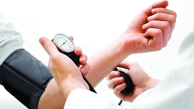 الامارات | طبيب يحذر من ارتفاع الضغط: قد يؤدي لأمراض الكلى المزمنة
