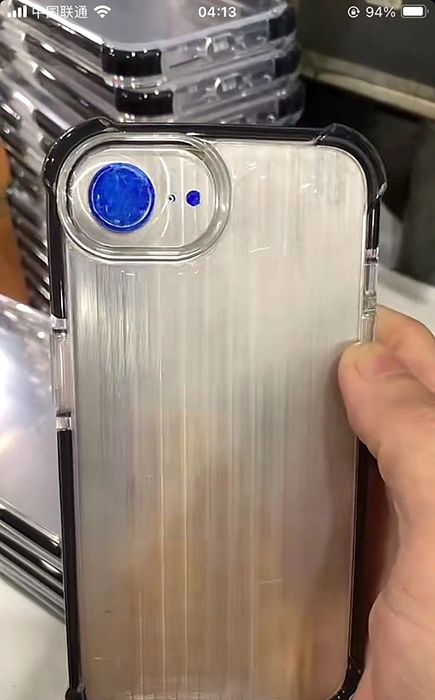 تكنولوجيا: صور تكشف عن التصميم المميز لهاتف iPhone SE 4 المرتقب من ابل
