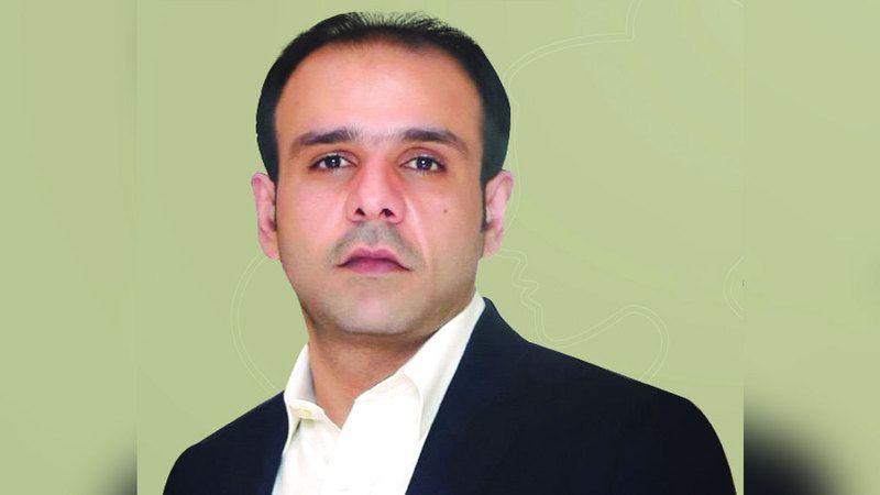 الامارات | أحمد علي رياض مالك يقدم مليون درهم لـ «وقف الأم»