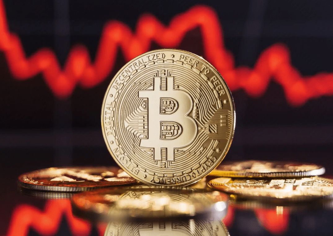 سعر البيتكوين يتراجع عن مستوى 70 ألف دولار وعملة البيتكوين كاش تخطف الأضواء