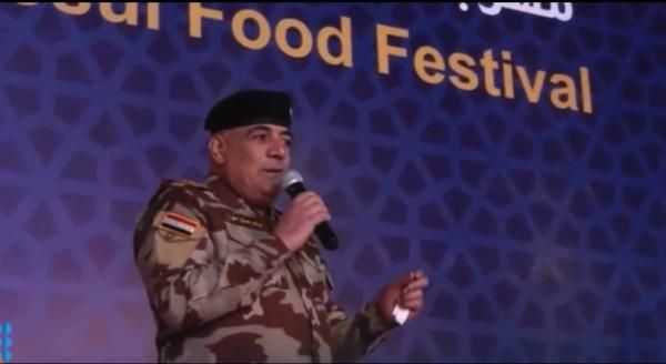 الامارات | تسريح قائد عسكري عراقي لتقديمه فوازير في مهرجان مسابقات