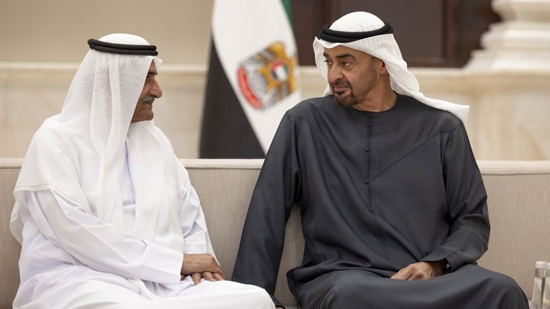 الامارات | رئيس الدولة يستقبل حاكم الفجيرة
