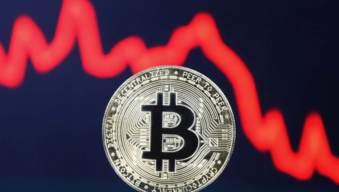 تراجع سعر البيتكوين لمستوى 66 ألف دولار: إليكم سبب هذا الهبوط!