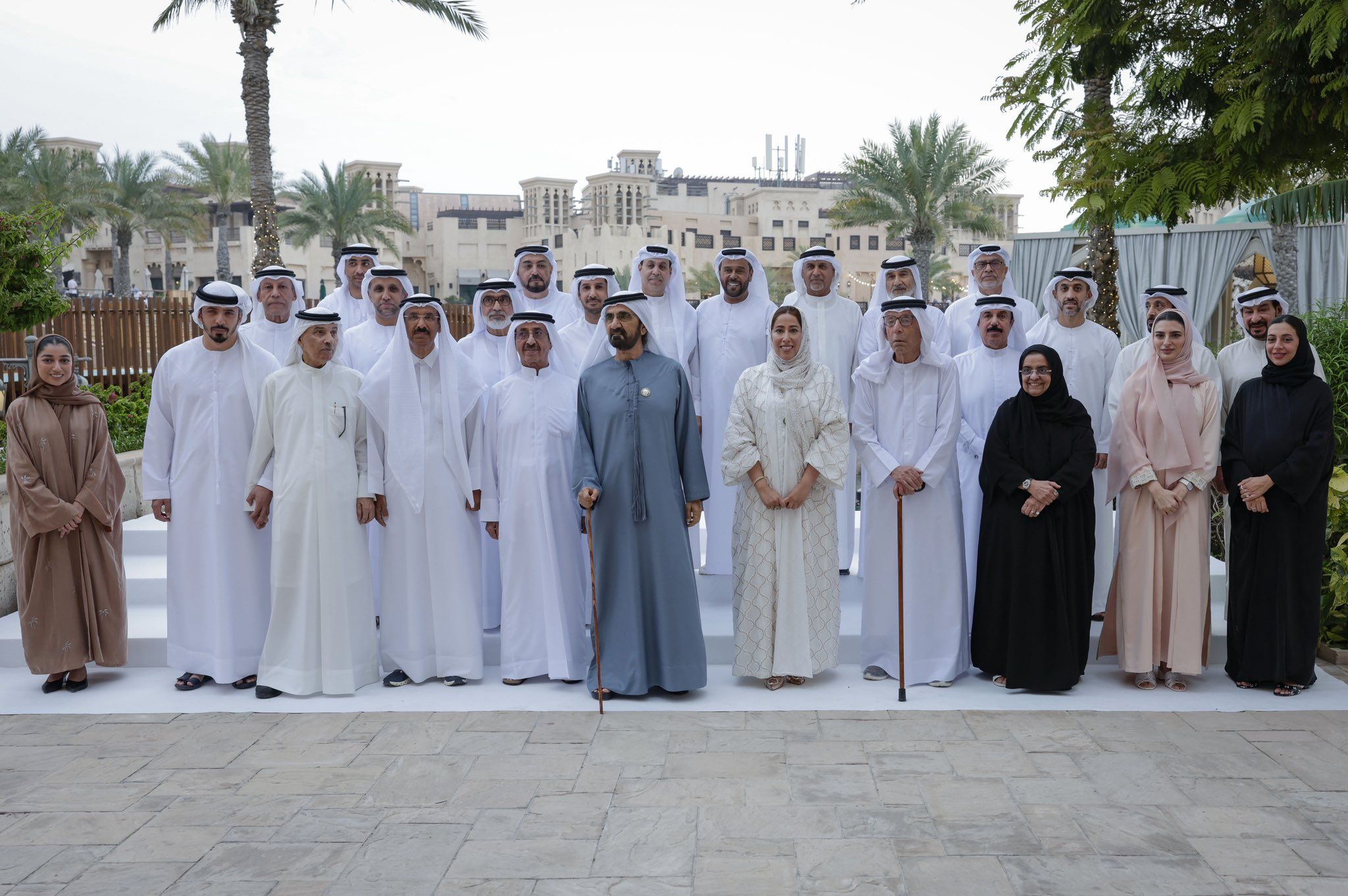 الامارات | محمد بن راشد يلتقي في إفطار رمضاني مع مجموعة من القيادات الإعلامية في دولة الإمارات