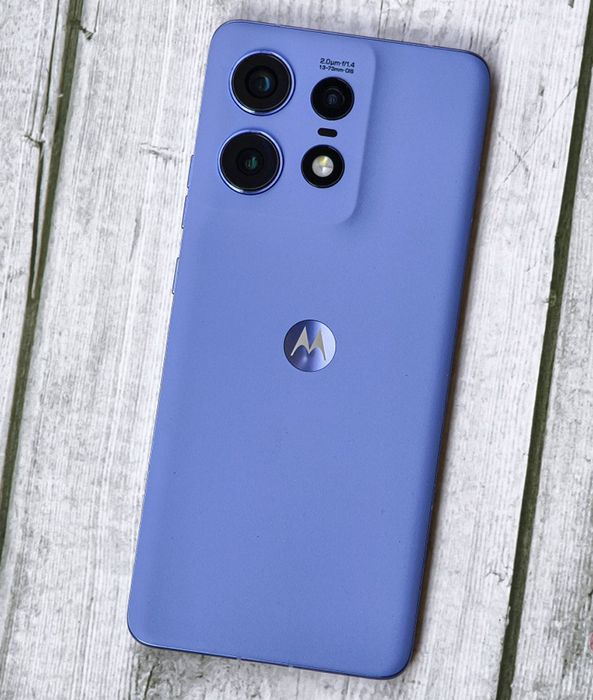 تكنولوجيا: هاتف Motorola Edge 50 Pro ينطلق رسمياً بمعدل تحديث 144Hz وكاميرة سيلفي بدقة 50 ميجا بيكسل
