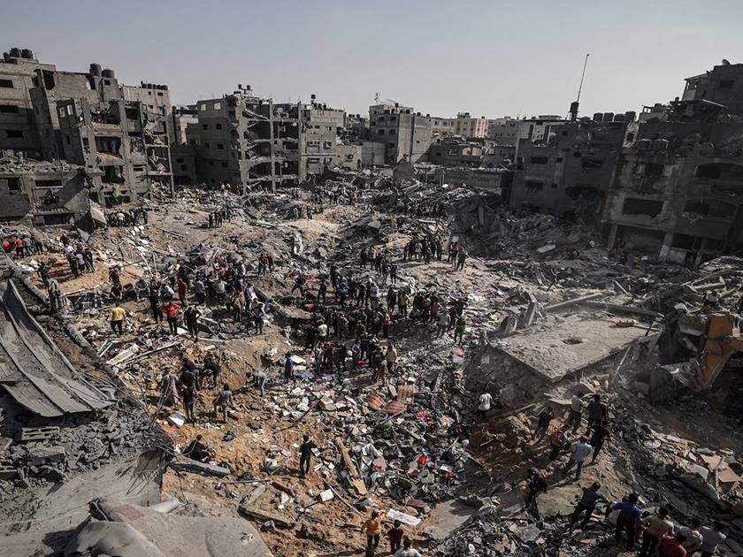 5 مجازر و54 شهيدًا بعدوان الاحتلال على غزة في 24 ساعة
