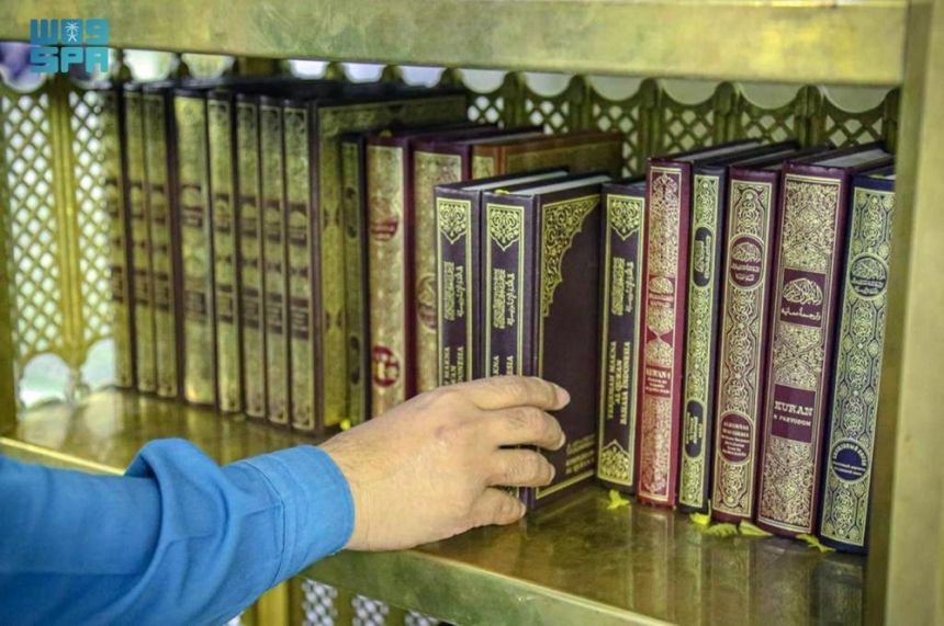 صور.. رفع الجاهزية بالحرمين إلى أعلى مستوى استعدادًا لليلة ختم القرآن
