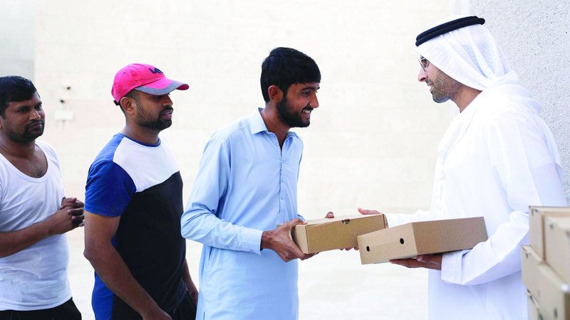 الامارات | بيت العائلة الإبراهيمية يوزع 6000 وجبة إفطار صائم