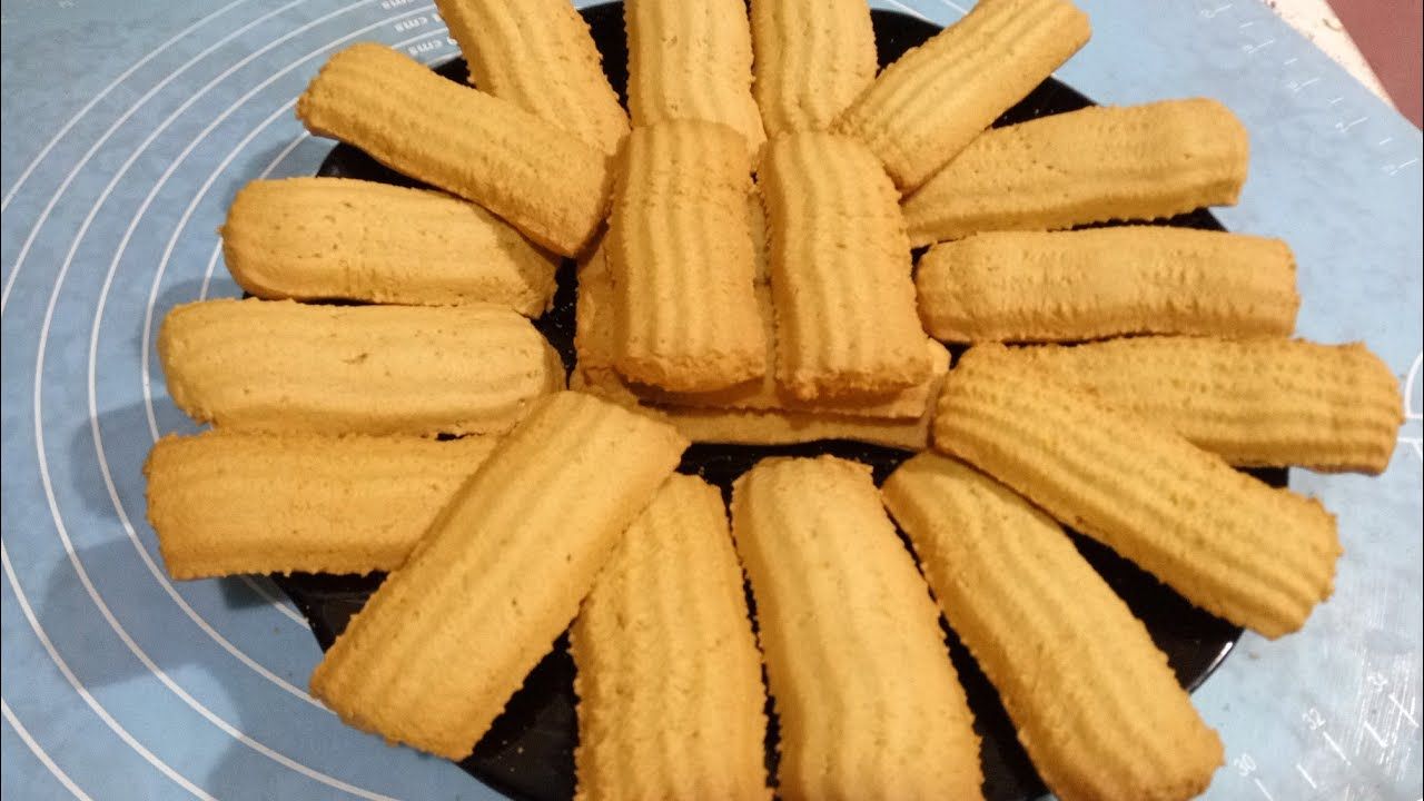 طريقة عمل بسكويت العيد بكل النكهات