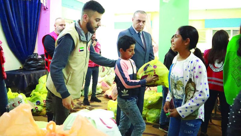 الامارات | «الهلال الأحمر» توزع «كسوة العيد» في اللاذقية