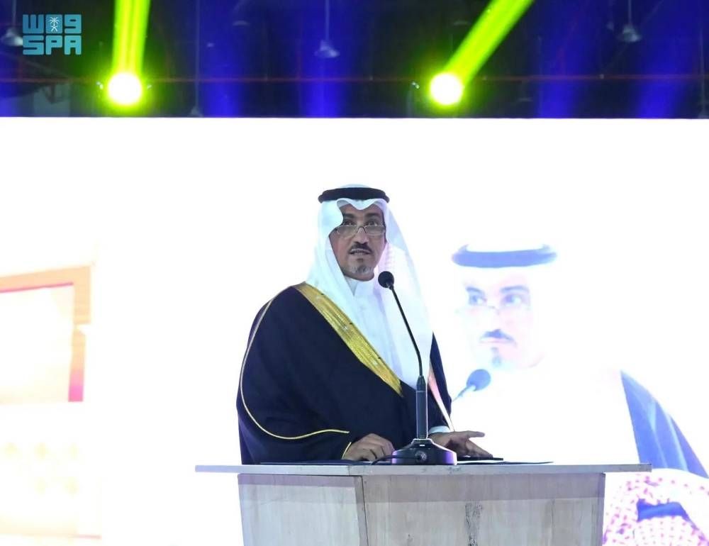 محافظ خميس مشيط يرعى احتفال أهالي المحافظة والمراكز التابعة لها