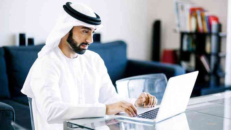 الامارات | تفعيل العمل عن بُعد لجميع موظفي الحكومة الاتحادية