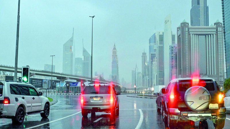 الامارات | موجة أمطار جديدة مصحوبة بـ «برق ورعد» اليوم وغداً