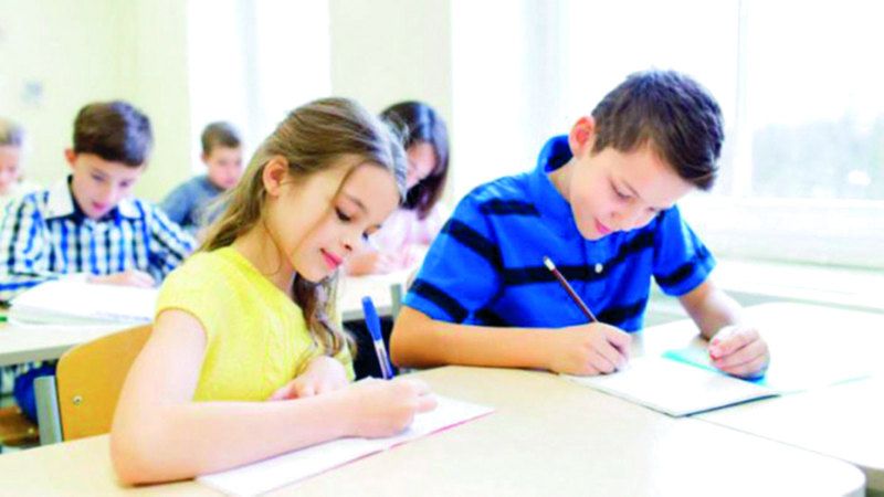 الامارات | تأخر الكتب يدفع مدارس للاعتماد على «النسخ الإلكترونية»