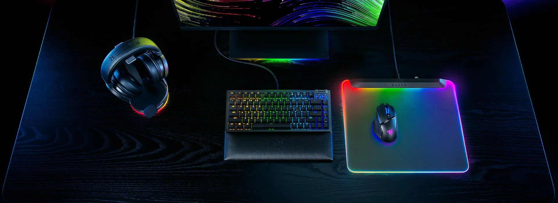 تكنولوجيا: ‏Razer تطلق لوحة الفارة Firefly V2 Pro المزودة بإضاءة RGB بسعر 899 يوان (124 دولارًا)