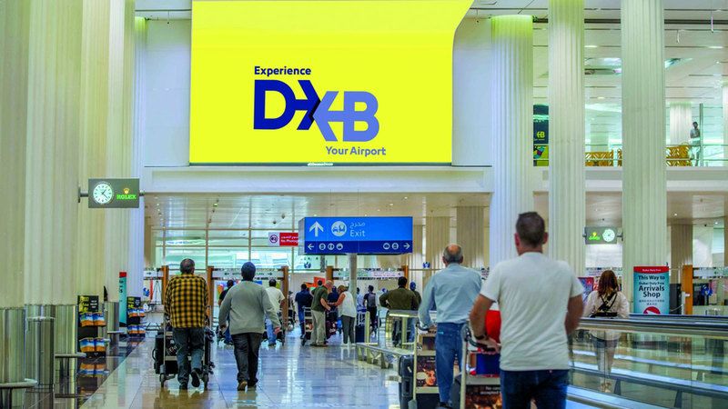 الامارات | مطارات دبي تنصح المسافرين باستخدام المترو للوصول إلى المطار