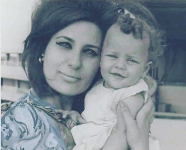 فنانة شهيرة ..غابت عن الساحة لمدة 12سنة وماتت مؤخرًا وأبكت الجميع برحيلها.. أقوياء الملاحظه سيعرفوها!